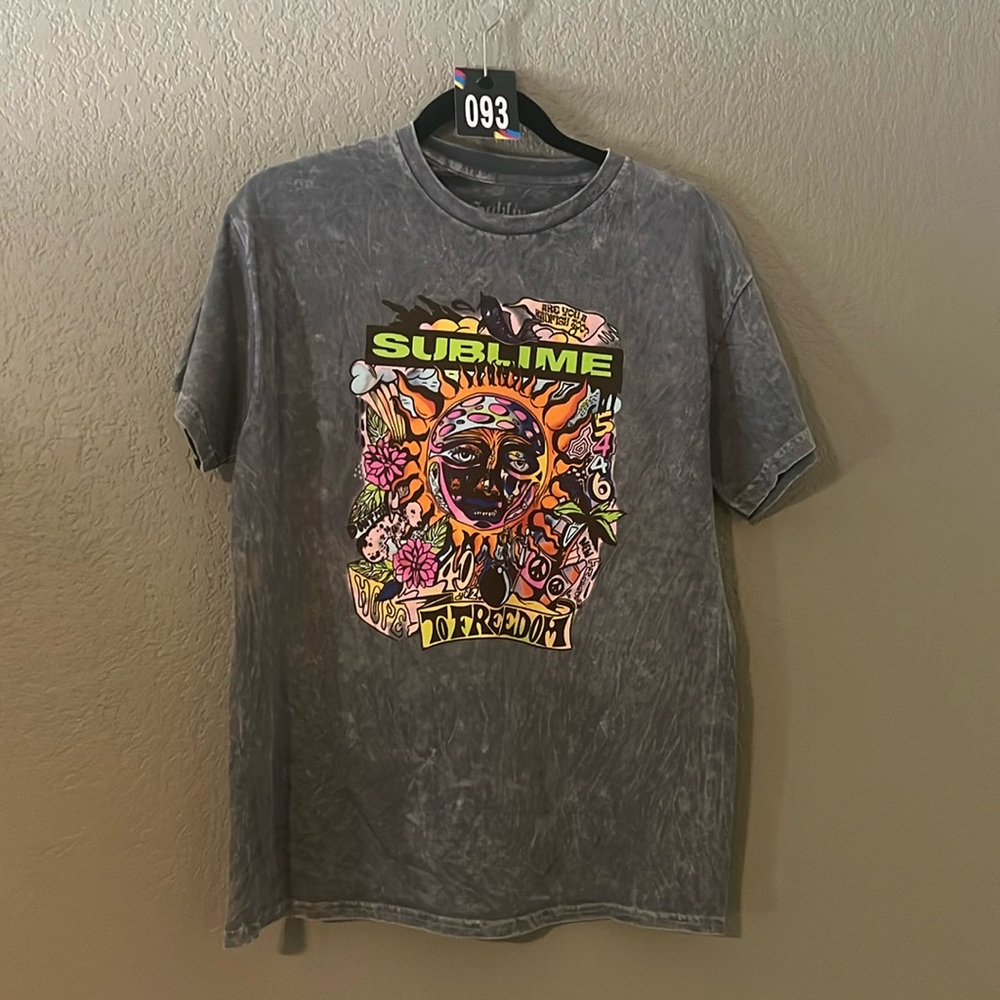 93  gray sublime T-shirt NWOT